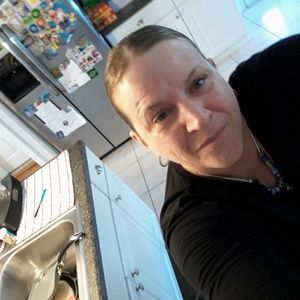 Meet your Posher, Denise